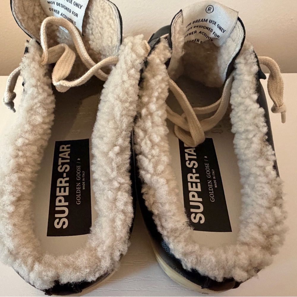 Golden Goose Black and White Shearling Superstar Sabot Sneakers - Picture 4 of 7